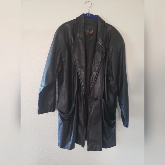 G-III Genuine Leather Jacket with Pockets Collared - Picture 6 of 9